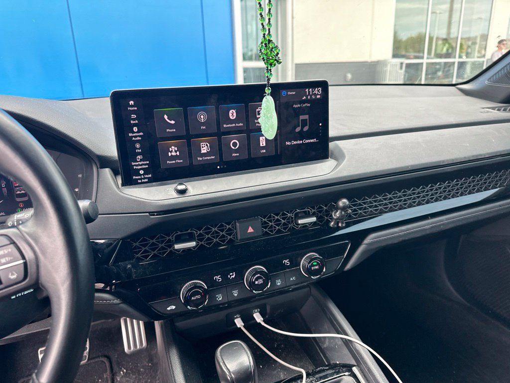 Used 2023 Honda Accord Sport image 8