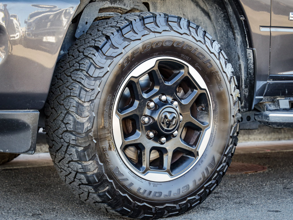 Used 2026 RAM 2500 Laramie AWD/4WD image 11