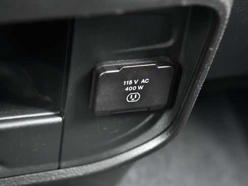 Used 2024 RAM 2500 Big Horn w/ Night Edition image 26