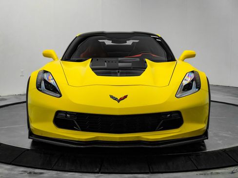 Used 2018 Chevrolet Corvette Z06 image 44