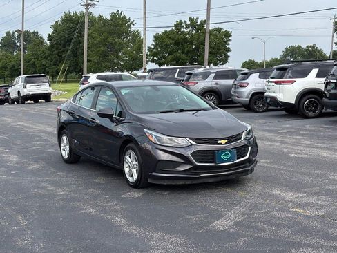 Used 2016 Chevrolet Cruze LT FWD image 7