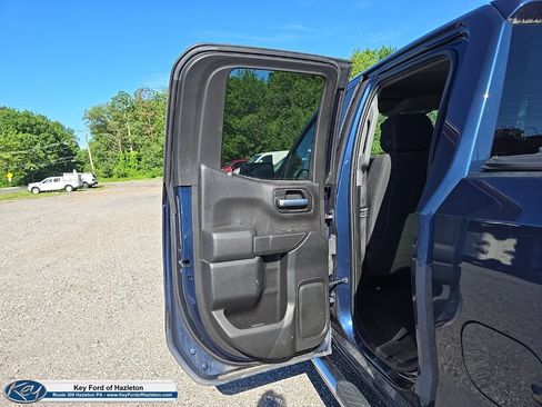 Used 2020 Chevrolet Silverado 1500 Custom w/ Custom Value Package AWD/4WD image 37
