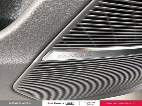 Used 2023 Audi Q8 Premium Plus w/ Premium Plus Package AWD/4WD image 21