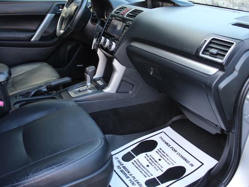 Used 2016 Subaru Forester 2.5i Limited image 16