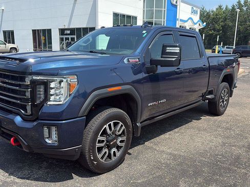 Used 2022 GMC Sierra 3500 AT4 w/ AT4 Premium Plus Package AWD/4WD image 10