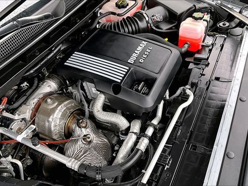 Used 2024 Chevrolet Silverado 1500 LTZ image 35