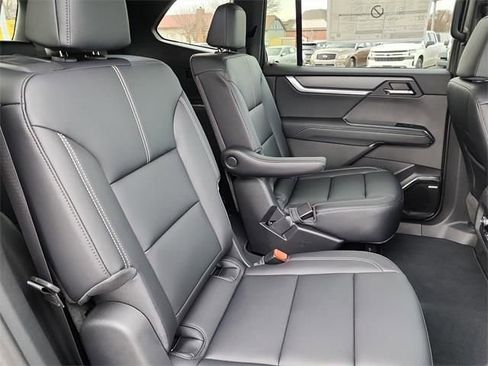 New 2026 GMC Acadia Elevation w/ Super Cruise Package FWD image 19