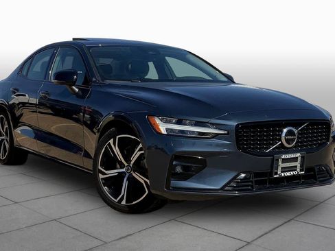Used 2023 Volvo S60 B5 Plus AWD/4WD image 3