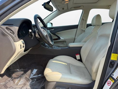 Used 2013 Lexus IS 250 AWD w/ Premium Pkg image 10