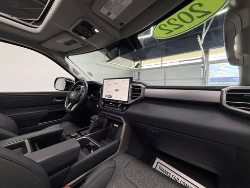 Used 2022 Toyota Tundra Limited image 25