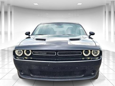 Used 2023 Dodge Challenger SXT RWD image 5