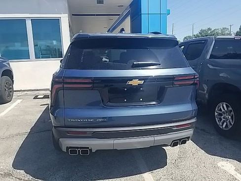 Certified 2025 Chevrolet Traverse LT w/ Driver Confidence Package AWD/4WD image 16