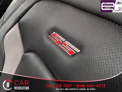 Used 2016 Chevrolet Camaro SS image 21