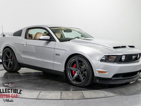Used 2011 Ford Mustang GT Premium image 26