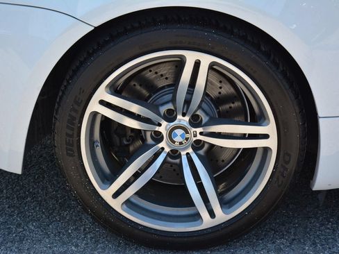 Used 2008 BMW M6 Convertible RWD image 33