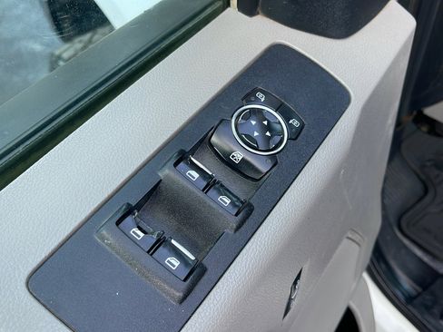 Used 2017 Ford F350 XLT w/ XLT Value Package image 38