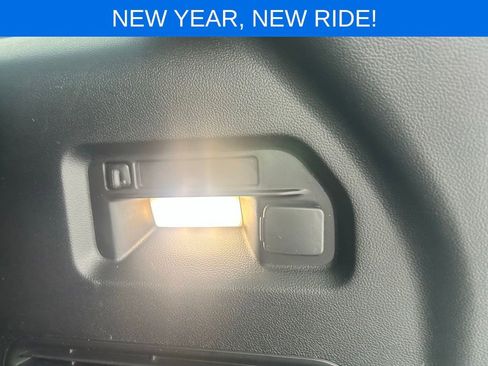 Used 2023 Ford Explorer XLT w/ Equipment Group 202A image 41