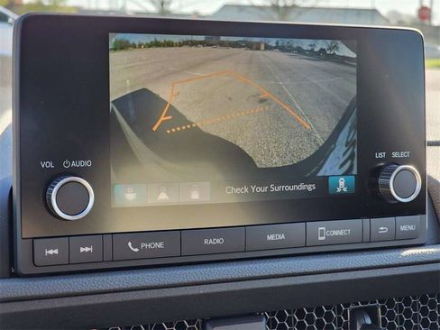 Used 2024 Honda CR-V EX image 6