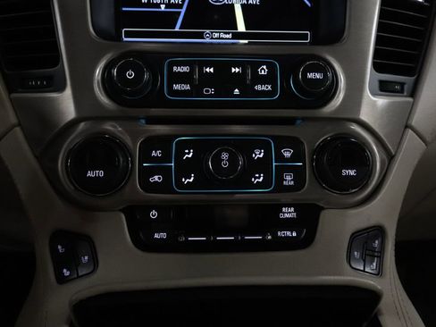 Used 2019 GMC Yukon Denali w/ Denali Ultimate Package image 16