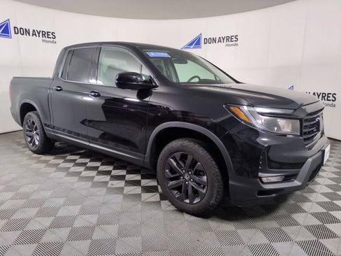Certified 2023 Honda Ridgeline Sport image 11