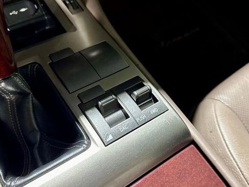 Used 2014 Lexus GX 460 image 23