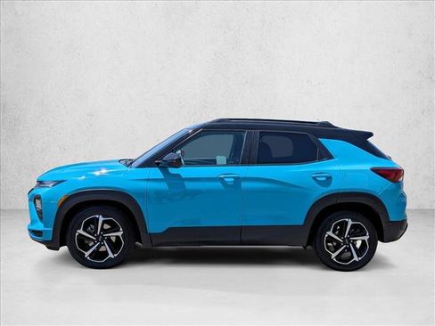 Used 2022 Chevrolet TrailBlazer RS w/ Sun and Liftgate Package FWD image 9