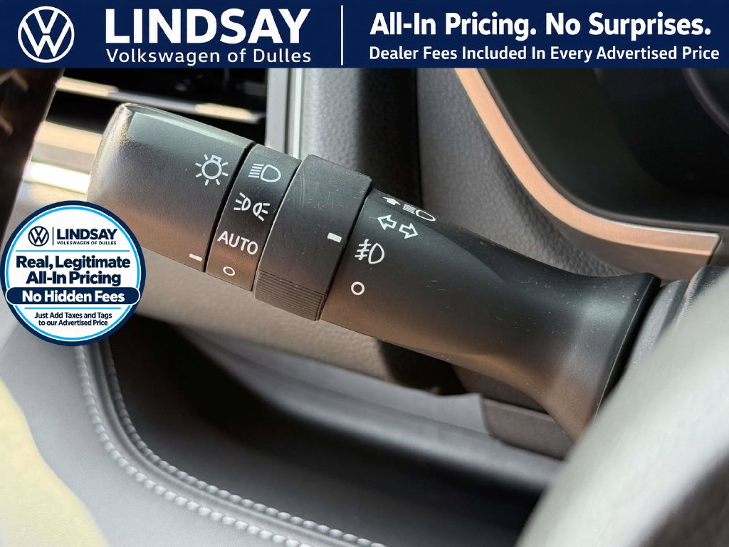 Used 2024 Subaru Ascent Touring AWD/4WD image 22