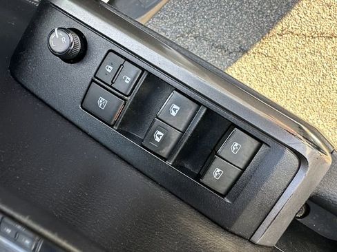 Used 2021 Toyota Tacoma TRD Sport image 18