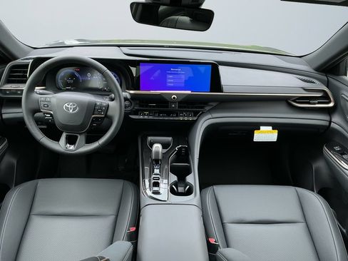 New 2026 Toyota Crown AWD/4WD image 11