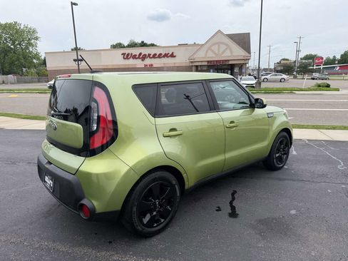 Used 2018 Kia Soul FWD image 6