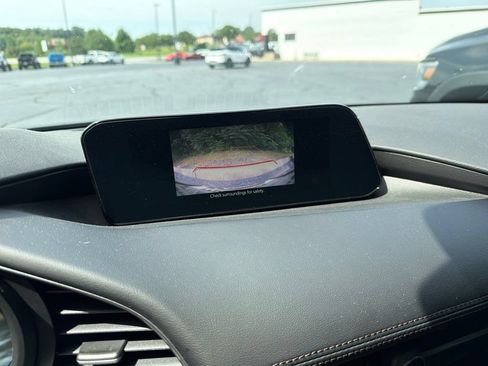 Used 2025 MAZDA MAZDA3 s FWD image 10