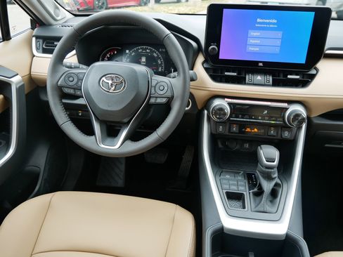 Used 2025 Toyota RAV4 XLE Premium image 8