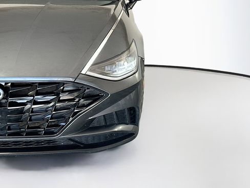 Used 2023 Hyundai Sonata SEL w/ Convenience Package FWD image 9
