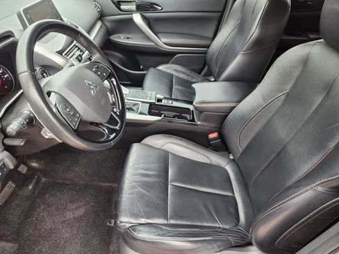 Used 2018 Mitsubishi Eclipse Cross SEL image 13