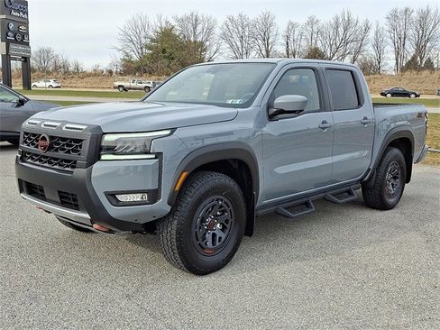 New 2026 Nissan Frontier PRO-4X w/ Pro-4x Convenience Package image 5