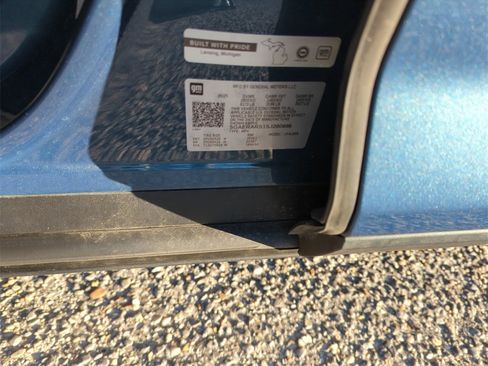 Used 2025 Buick Enclave Preferred image 38