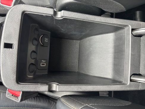 Used 2018 Jeep Cherokee Limited w/ High Altitude Package FWD image 44