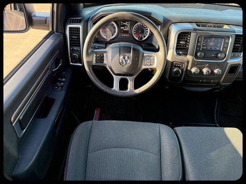 Used 2024 RAM 1500 Warlock RWD image 16