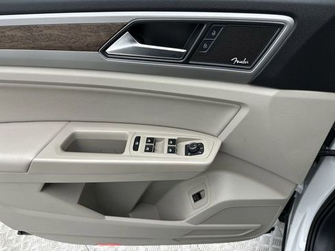 Used 2019 Volkswagen Atlas SEL Premium image 14