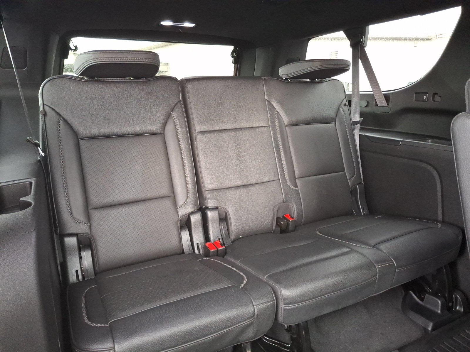 Used 2023 GMC Yukon XL Denali w/ Advanced Technology Package AWD/4WD image 27