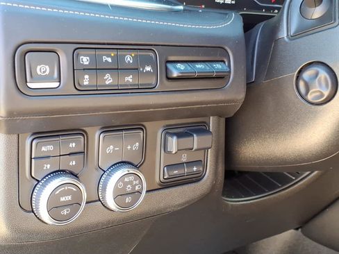 Certified 2024 GMC Yukon Denali Ultimate image 6