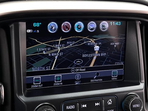 Used 2018 Chevrolet Colorado Z71 AWD/4WD image 19