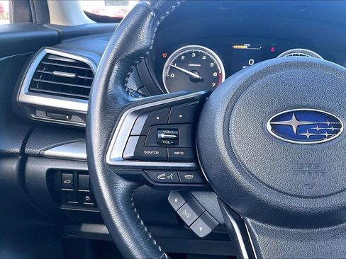 Used 2020 Subaru Forester Premium AWD/4WD image 17