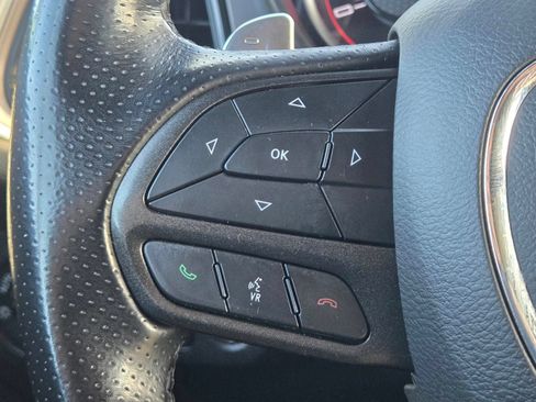 Used 2022 Dodge Challenger GT AWD/4WD image 23