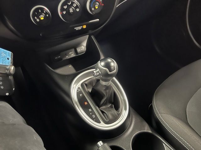 Used 2019 Kia Soul FWD image 30