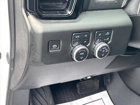 Used 2024 GMC Sierra 1500 AT4 w/ AT4 Premium Package AWD/4WD image 27