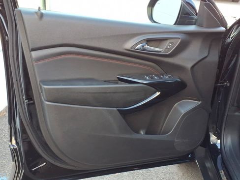 Certified 2025 Chevrolet Trax RS w/ Driver Confidence Package FWD image 10