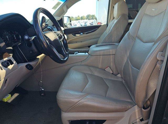 Used 2019 Cadillac Escalade Premium Luxury RWD image 7