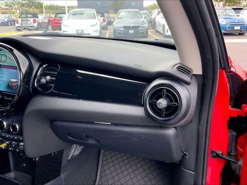 Certified 2024 MINI Cooper SE FWD image 17