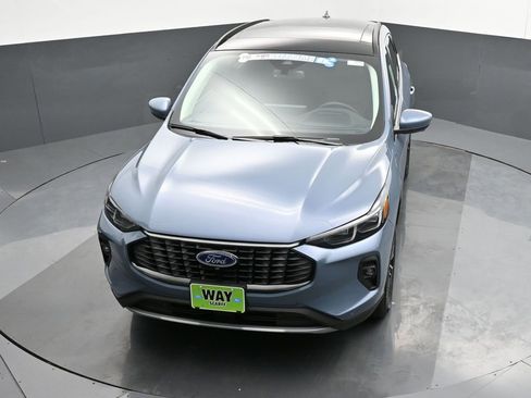 New 2024 Ford Escape PHEV w/ PHEV Premium Package image 37